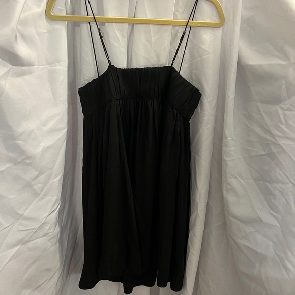 Dress - Picture 2 of 5